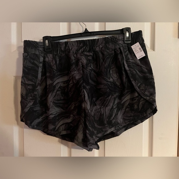 Maurices dolphin hem shorts, size XL, gray and black
NWT - Picture 1 of 6